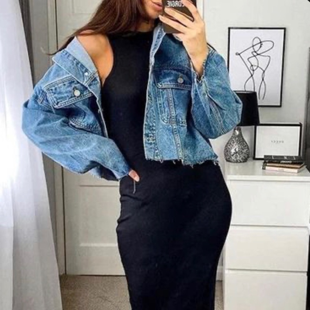 CROPPED DENIM JACKET WITH CORDUROY COLLAR